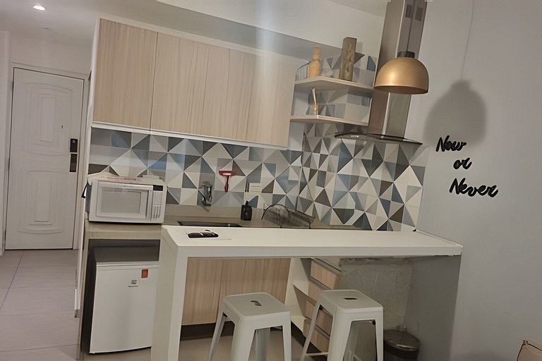 Studio Completo Próximo da Praia e do Metrô