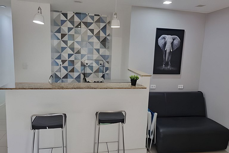 Studio Próximo do Metro e Praia