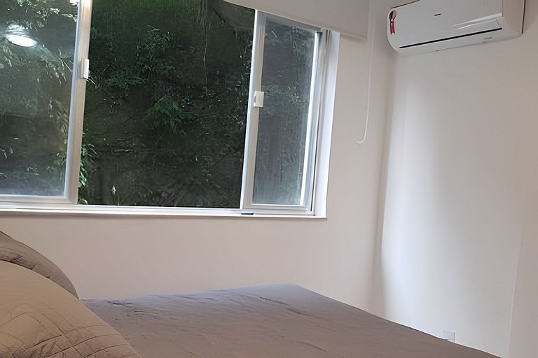 Studio em Copacabana próximo do metrô e da praia
