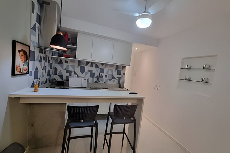 Adorável Studio | Praia e Metro