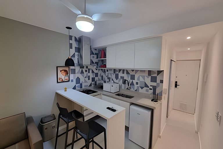 Adorável Studio | Praia e Metro