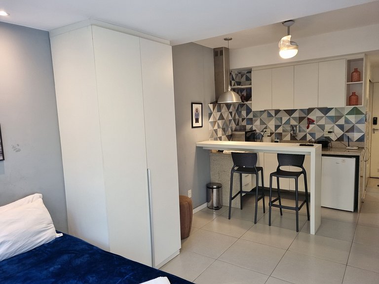 Charmoso Studio Copacabana prox da praia e metrô