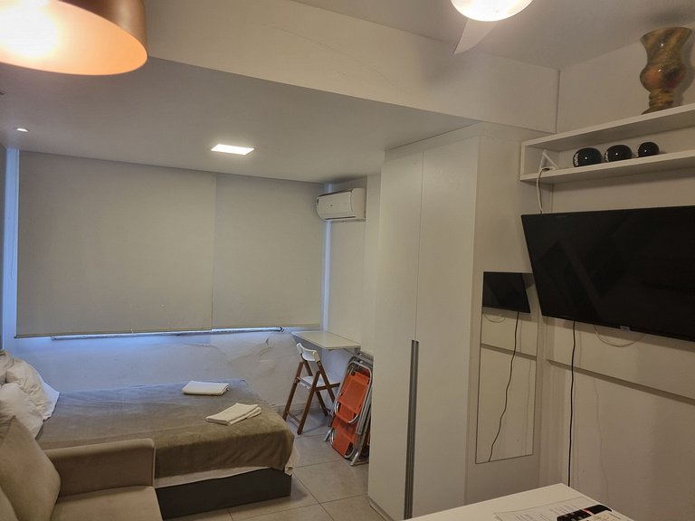 Studio Completo Próximo da Praia e do Metrô
