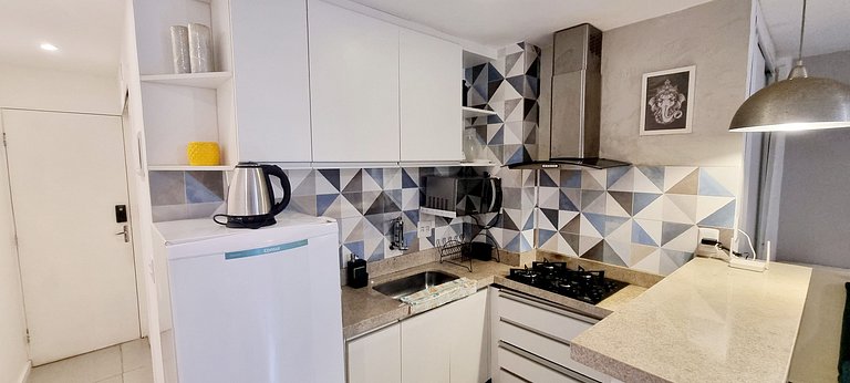 Lindo Studio em Copacabana, Prox. Da Praia e Metro