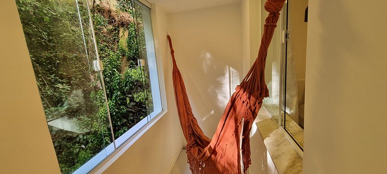 Studio moderno perto da praia e do metrô