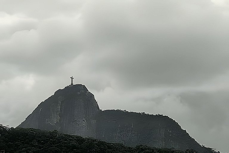 Adorável Studio | Praia e Metro