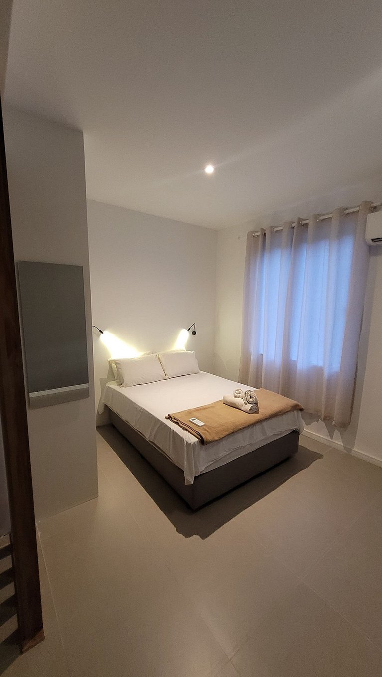 Apartamento Recém Reformado | Praia | Metro