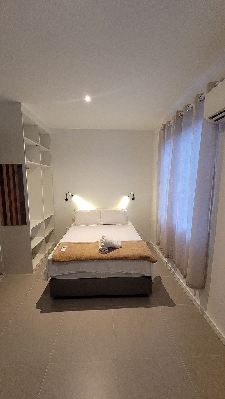 Apartamento Recém Reformado | Praia | Metro