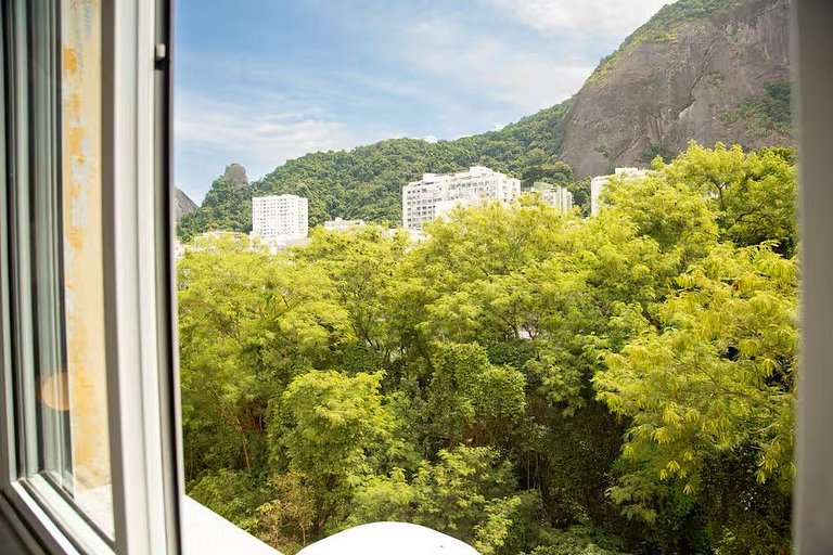 Copacabana | Luxo, Praia e Metrô a 2 Min